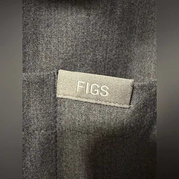 FIGS Rafaela Cargo FIONx ScrubJumpsuit In Graphite Women’s Scrubs Size XXS - Picture 15 of 16